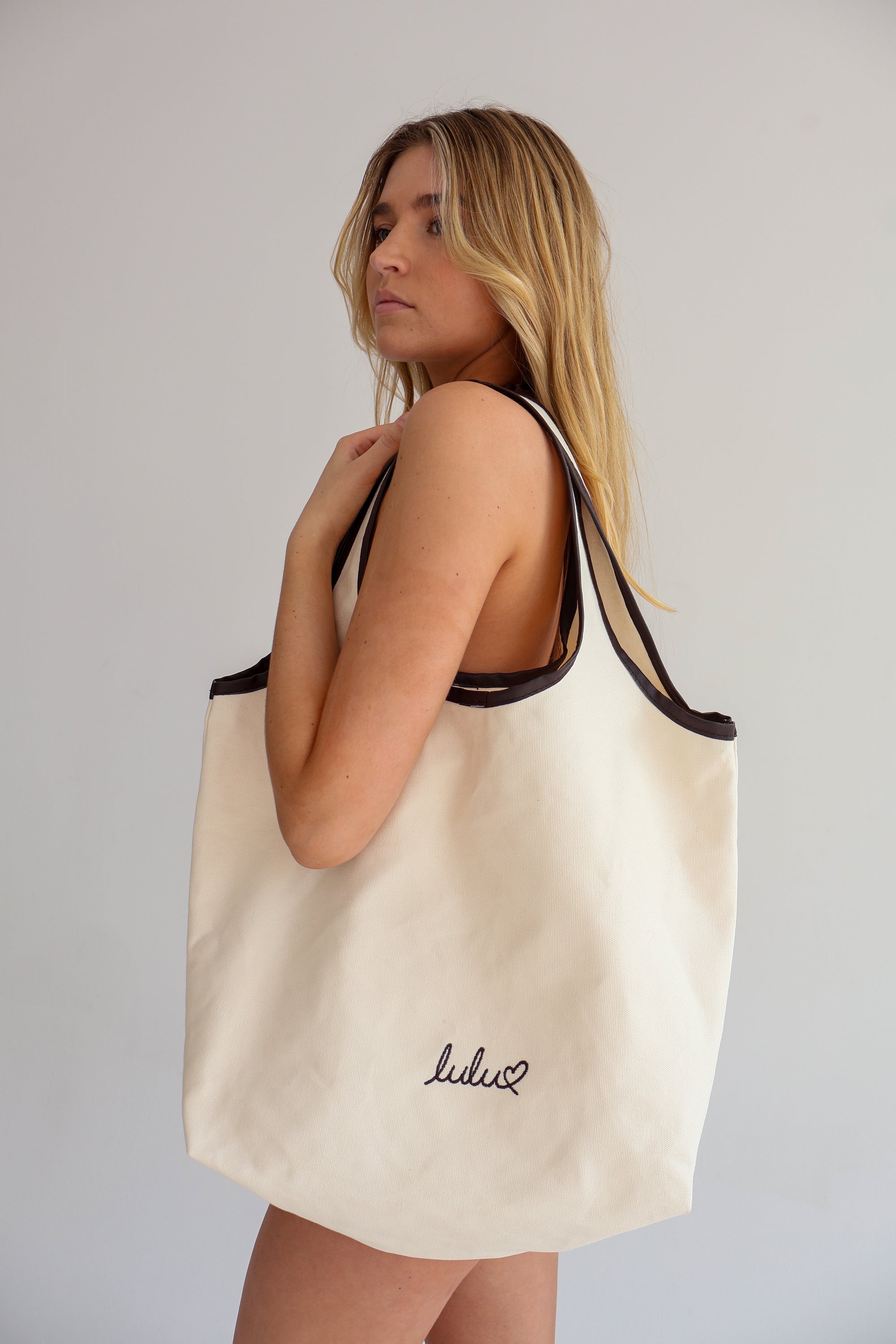 LULU Cream Bag