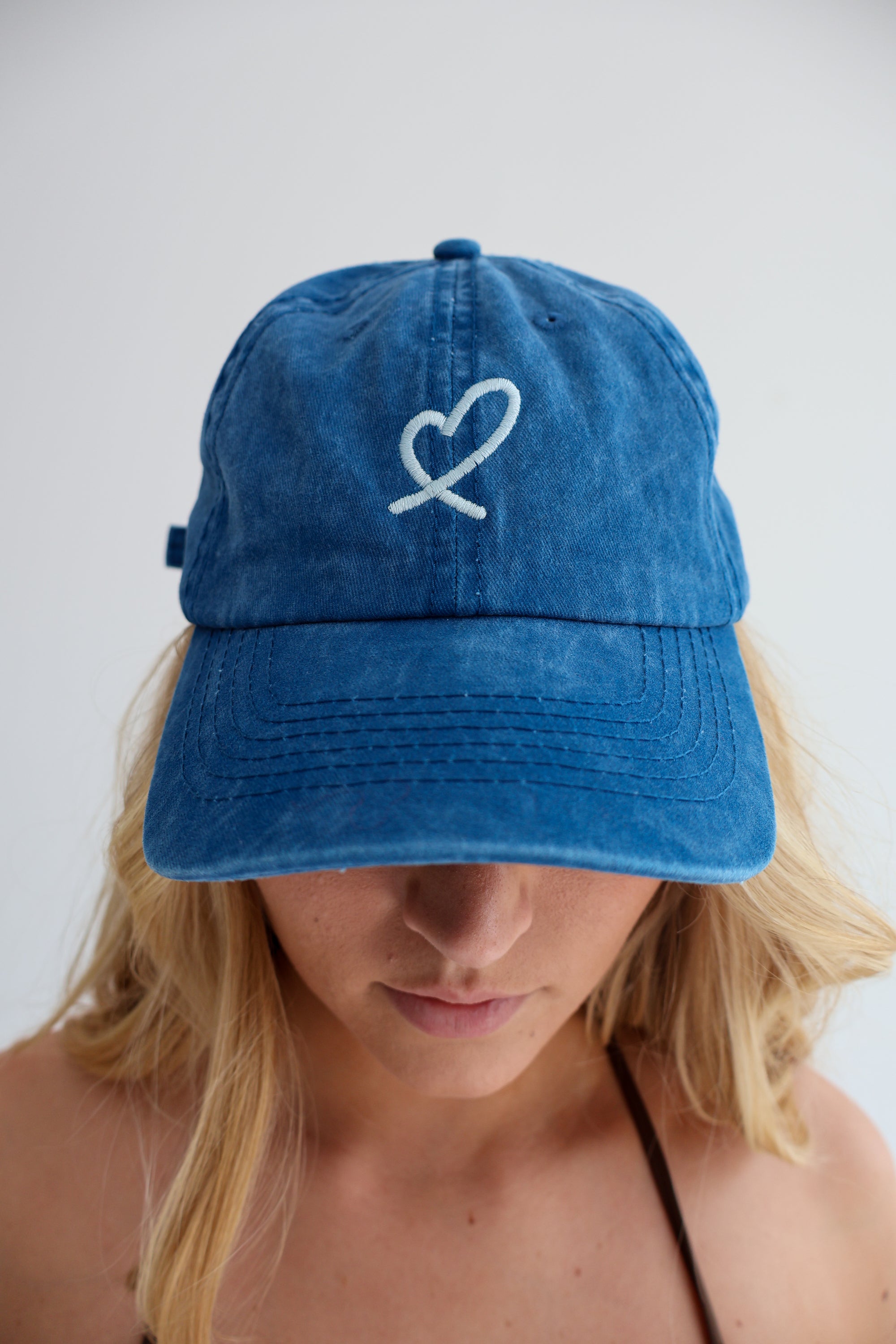 Blue Lulu Peak Cap