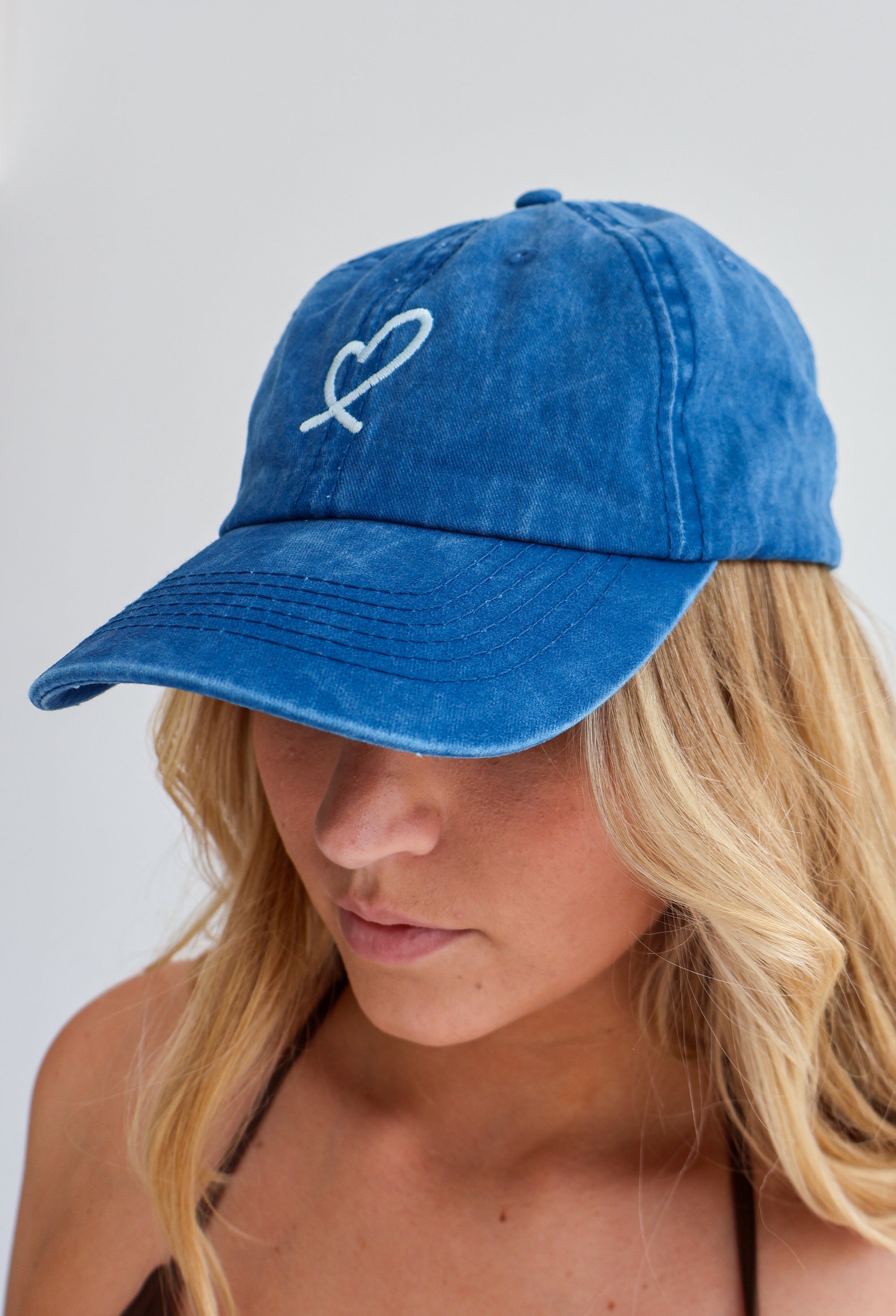 Blue Lulu Peak Cap