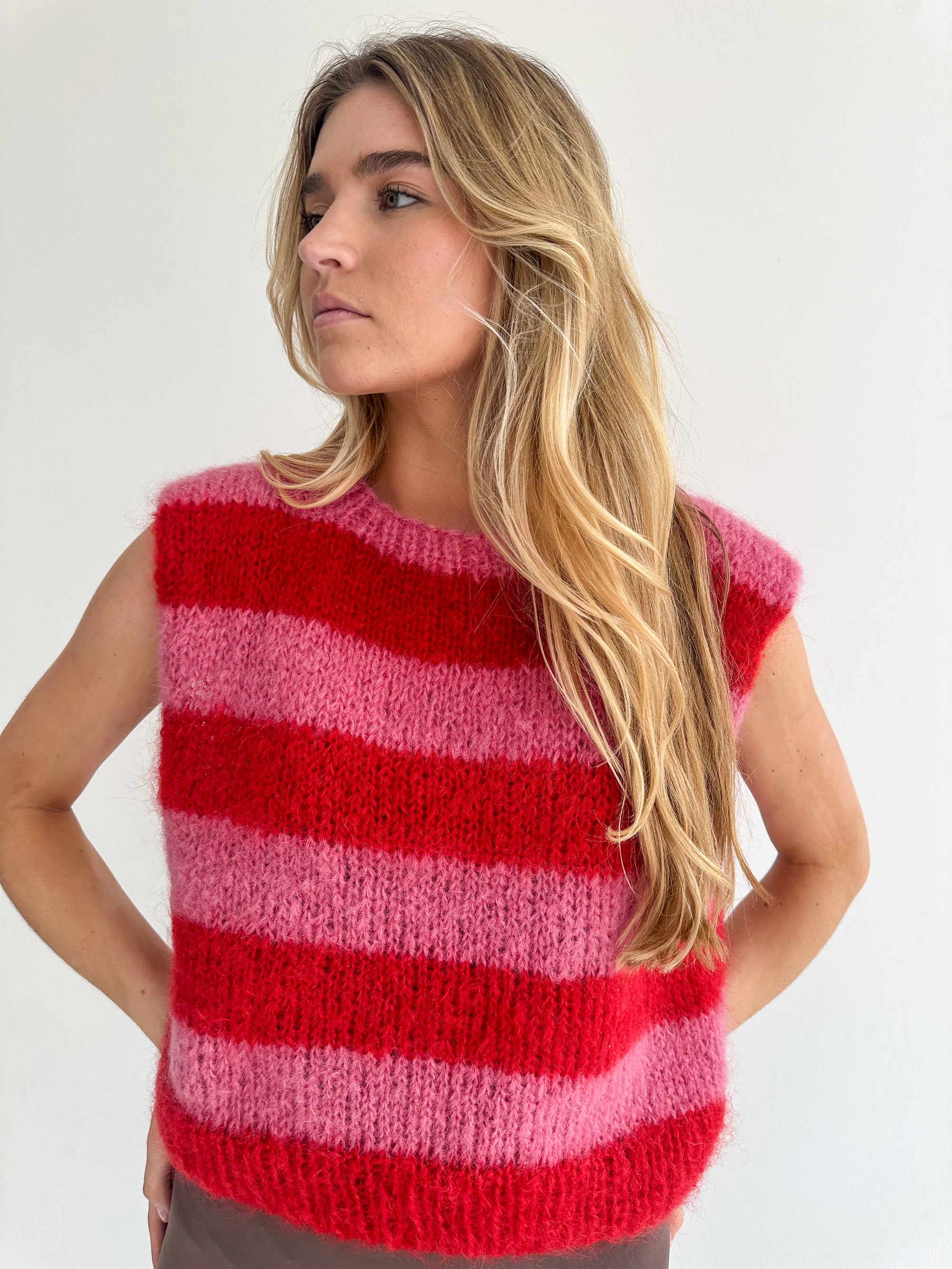 Red&Pink Mohair Vest